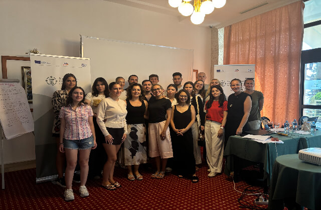 На ЕУ Академијата младите се стекнаа со нови знаења за улогата на Европската унија во заштитата на човековите права